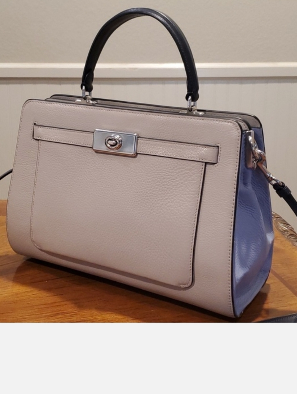 Like NEW Coach colorblock Lane Carryall